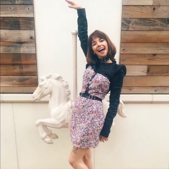 Meet your Posher, Tay - Picture 6 of 7